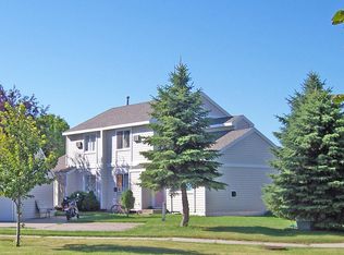 5015 7th Ave N, Grand Forks, ND 58203