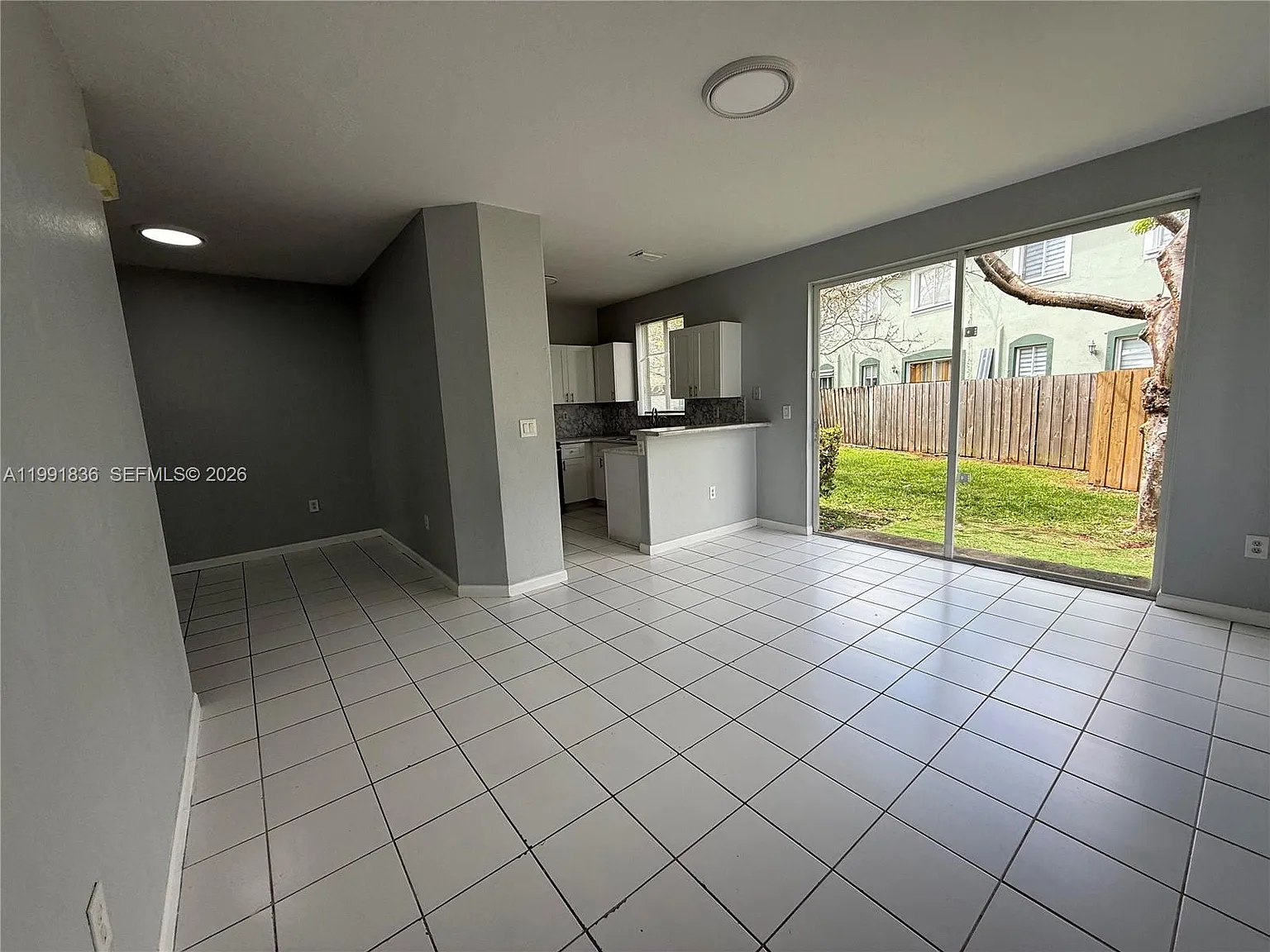 Shoma Townhomes At Keysco — Photo 4