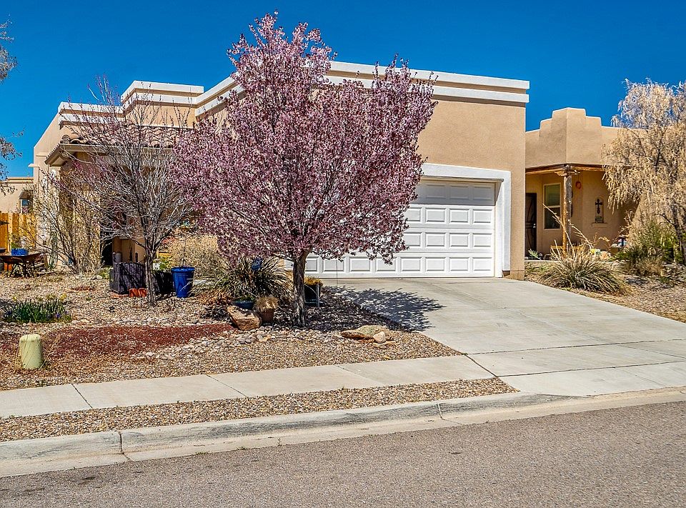 1st image of 5915 Terra De Coral St