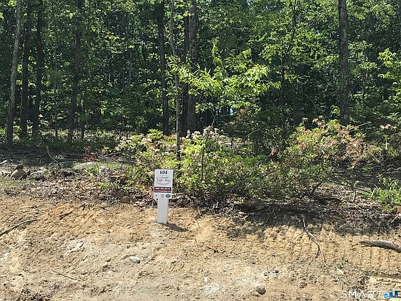 3rd image of 604 Cider Lane