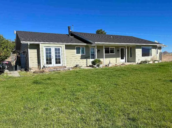 6134 Shelley Rd, Montague, CA 96064