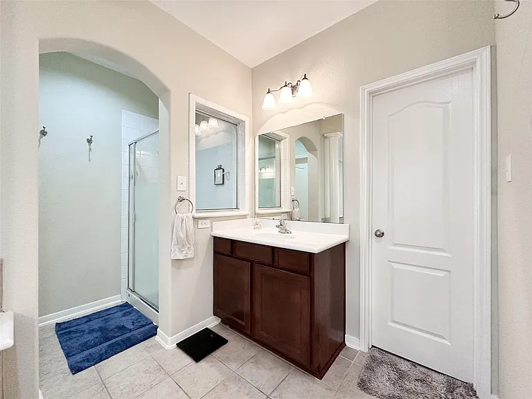 6118 Coastal Grove Ln — Photo 18