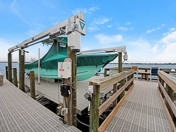 2nd image of 6005 Highway 1 Unit 106