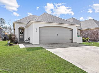 205 Twin Meadow Ln, Lafayette, LA 70508