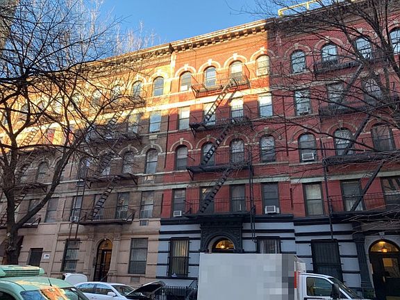 2nd image of 331 E 92nd St