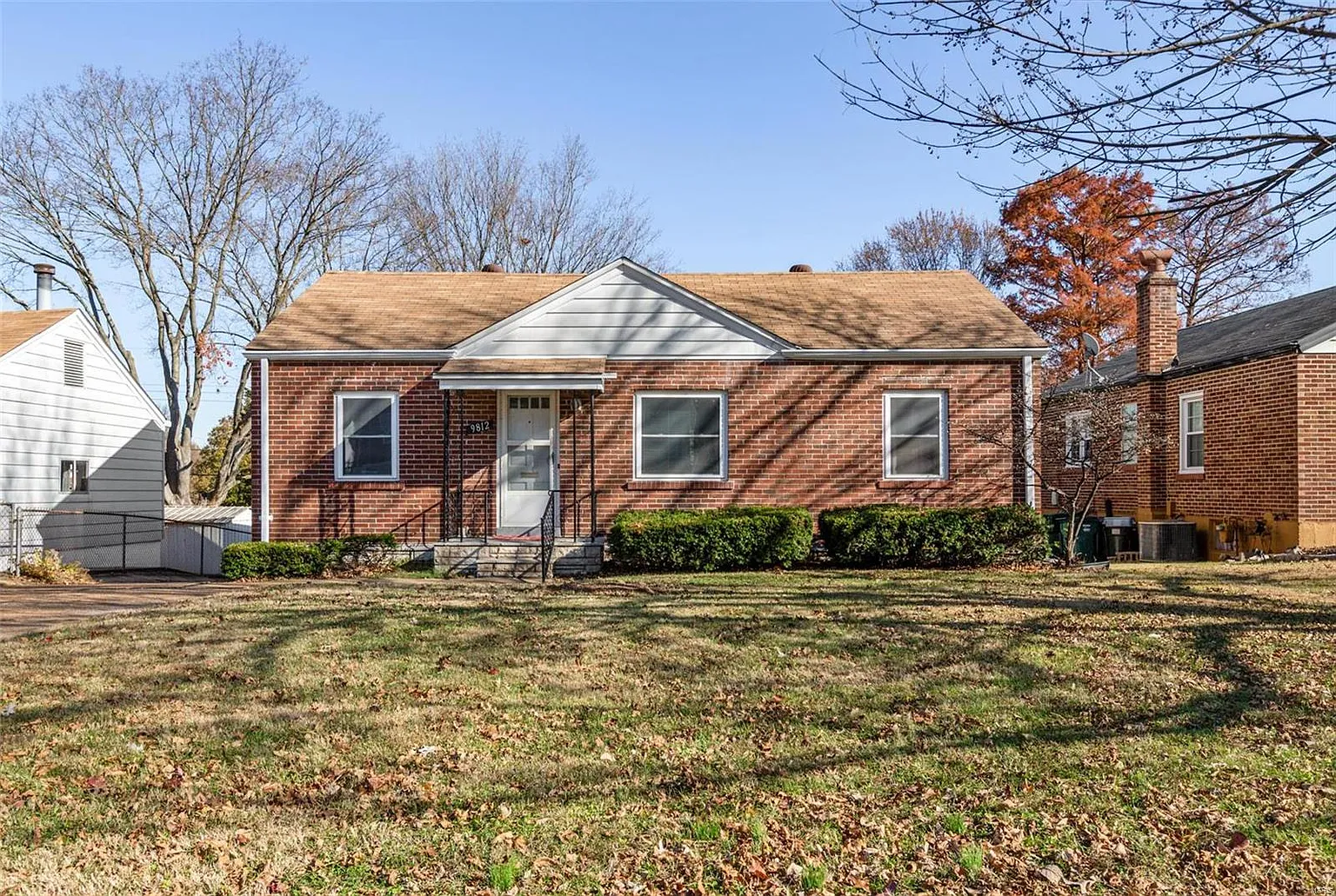 9812 Zenith Dr photo 1