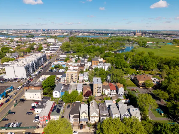 873 Communipaw Avenue image 71 of 90