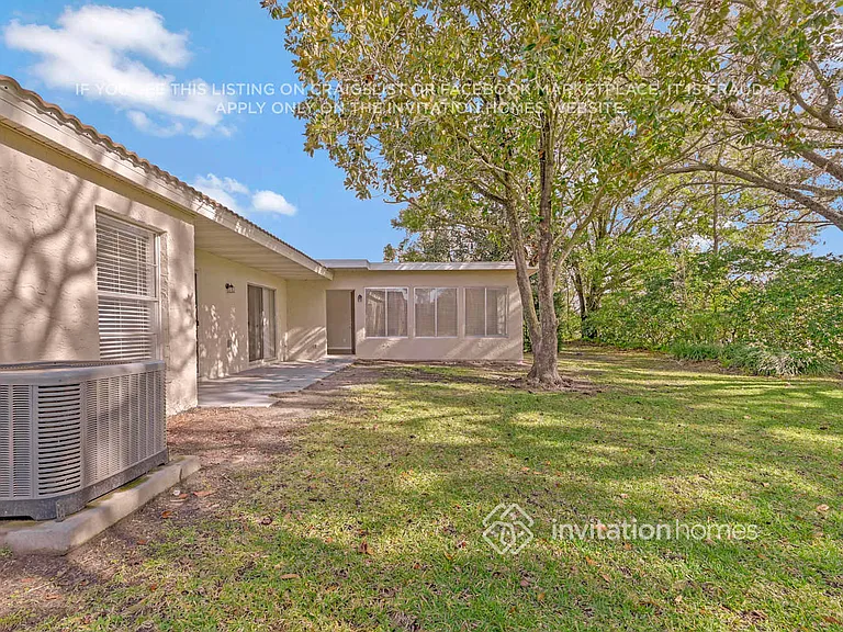 10425 Kingbrook Ln — Photo 25