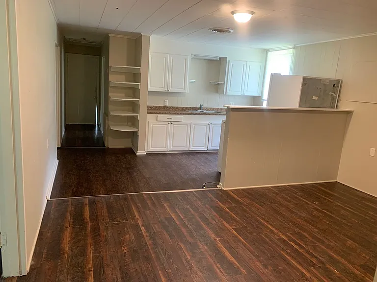 3829 Debra Ln — Photo 2