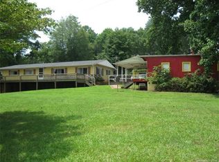 212 Twin Coves Ln, Clover, SC 29710