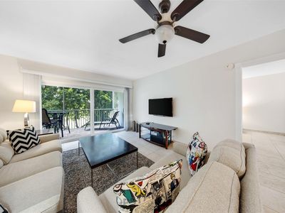 3050 N PAlm AIre Drive #307, Pompano Beach, FL, 33069