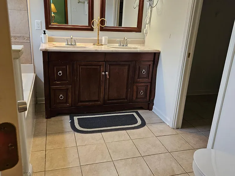 9933 Alexanders Ridge Dr — Photo 18