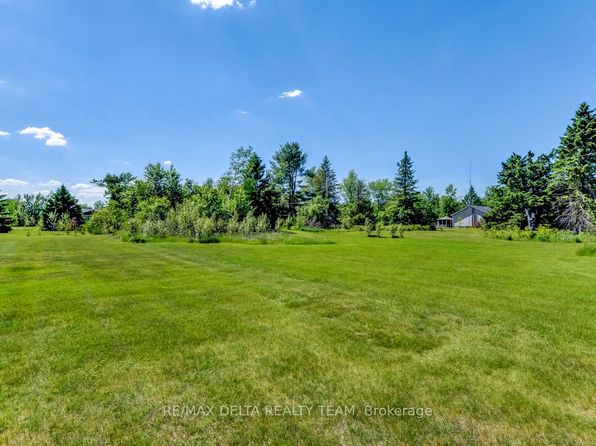2080 Bouvier Rd, Clarence Rockland, ON K0A 1N0