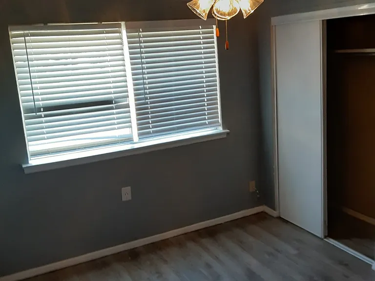 2019 Deerfield Dr — Photo 6