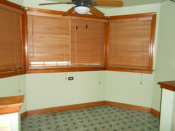5th image of 1849 N Oak Park Ave