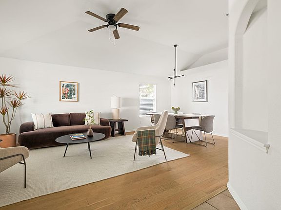 3rd image of 1535 Lorson Loop