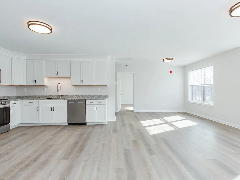 Chelmsford Housing Authority Affordable Apartments (income restricted) — Photo 69