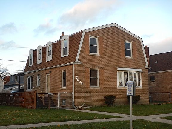 2nd image of 7628 W 66th Pl
