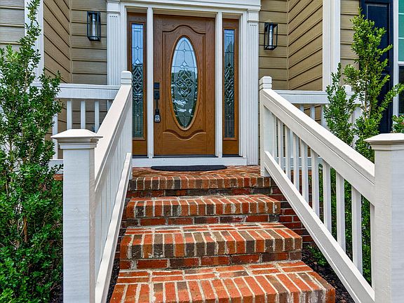 5th image of 103 Moss Rose Ct