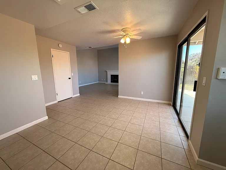 1502 Seiko Ave — Photo 10