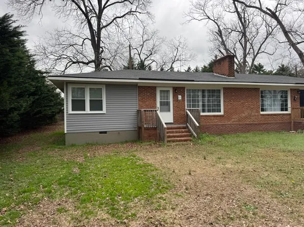 116 S Jackson St #116, Raeford, NC 28376