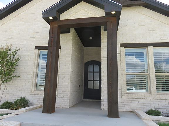 3rd image of 4405 Escondido Ct