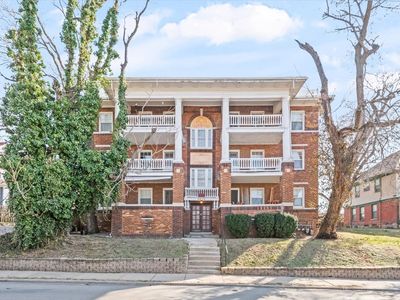 3803 Pennsylvania Ave APT 2S, Kansas City, MO, 64111