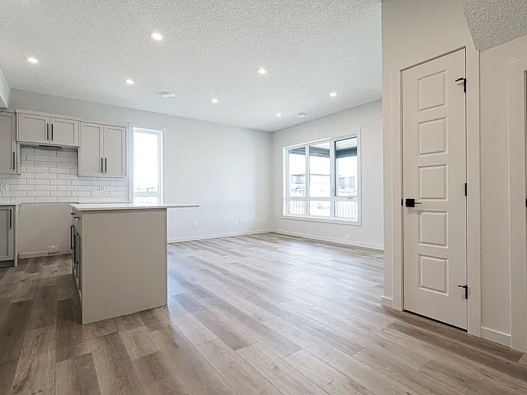 114 Greenfield Way — Photo 7