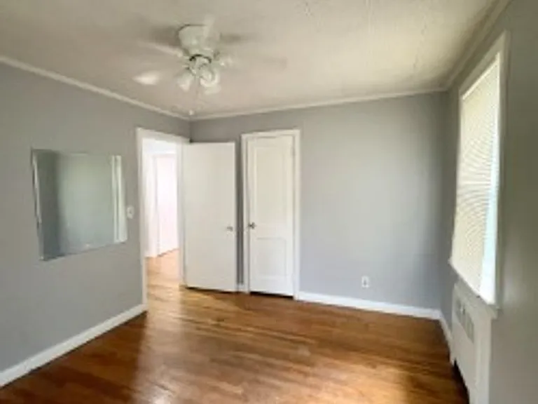 7709 Castleton Pl — Photo 21
