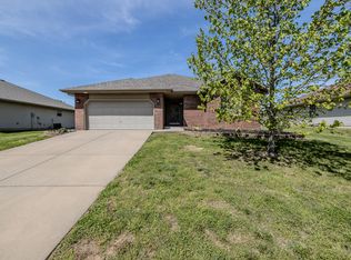 461 S Elgin Ave, Bolivar, MO 65613