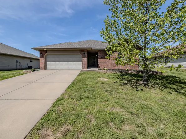 461 S Elgin Avenue, Bolivar, MO 65613