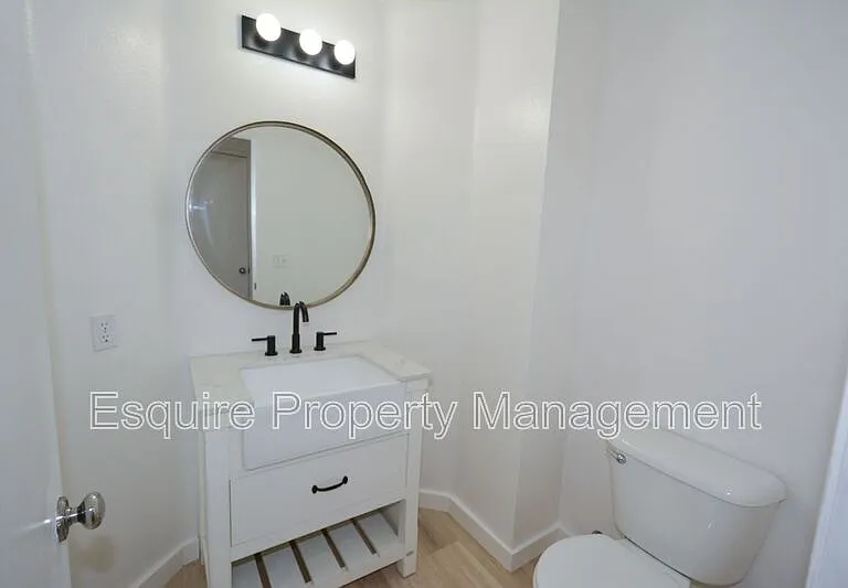 1159 Oyster Pl — Photo 12