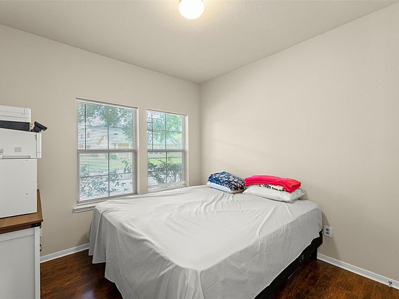 4th image of 20527 Providence Point Dr