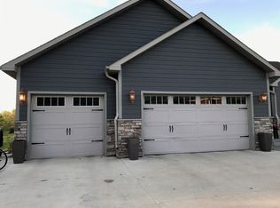 1008 Walnut St, Beresford, SD 57004