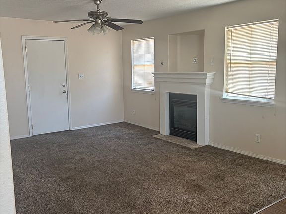 5th image of 10516 Mesa Sunset Ave SW