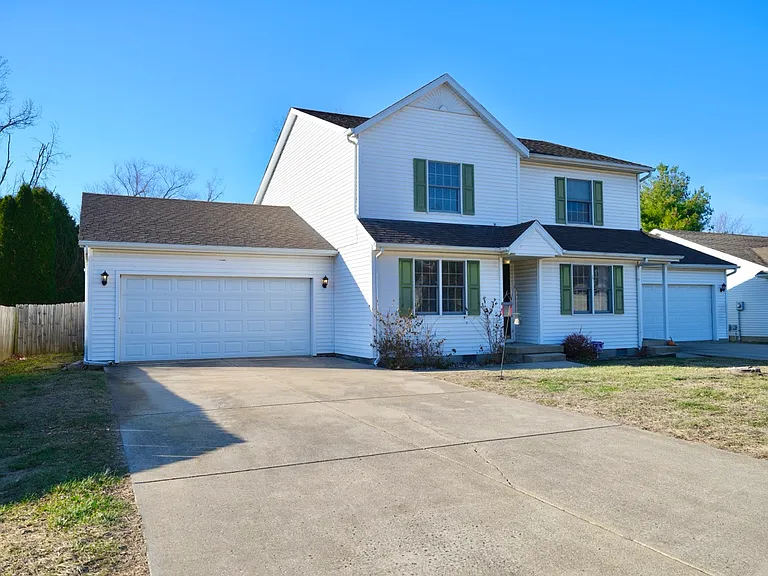 5221 Deerwood Lk — Photo 1