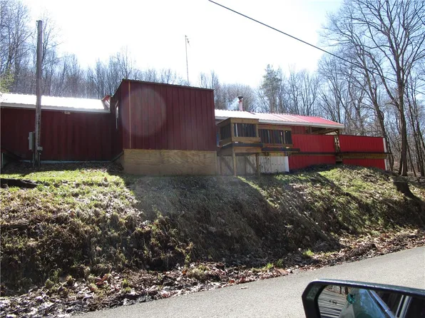 276 State Route 2007, Kittanning, PA 16201