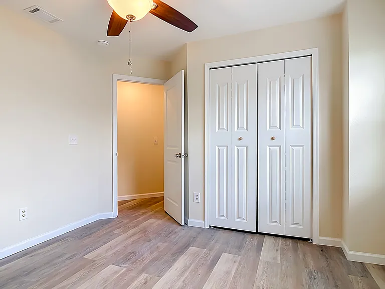 3400 Eric Ter — Photo 19