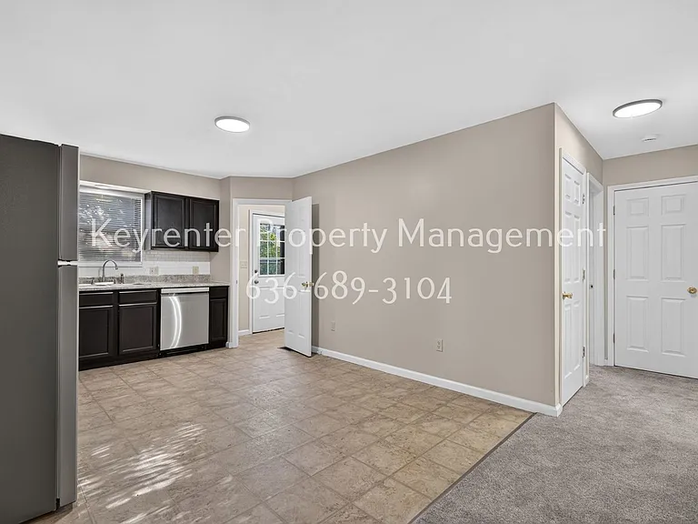 357 Della Dr — Photo 9