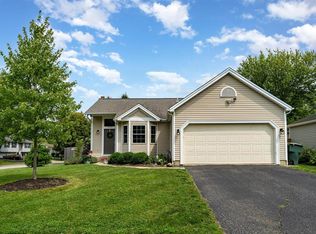 7692 Heathside Ct, Columbus, OH 43235
