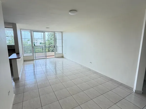 0 Boulevard Pedro Fullana Virella #J216, Guaynabo, PR 00966