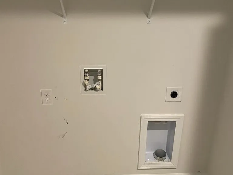 Unit Photo