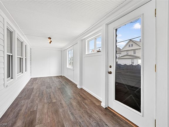 2nd image of 3428 W 90th St