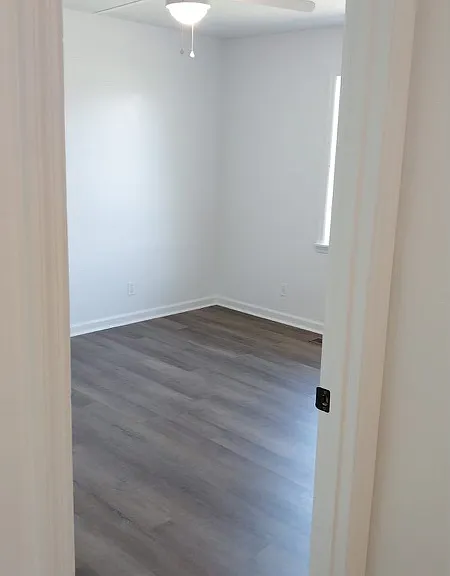 323 Bailey Rd #10 — Photo 8