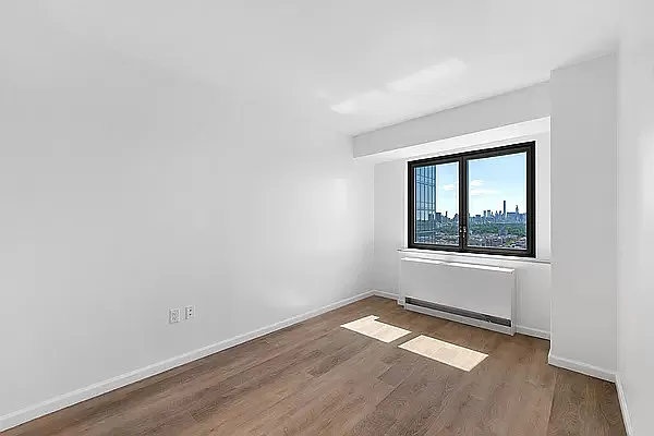 Rented by REAL New York | media 7