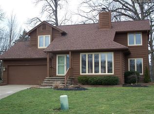 4380 Amelia Ave, Willoughby, OH