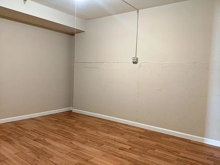 168 Gillette Pl #110 — Photo 11