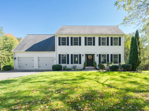 5 Bertini Lane, Wallingford, CT 06492