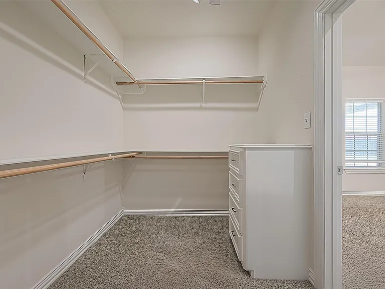 1189 Lovett St — Photo 35