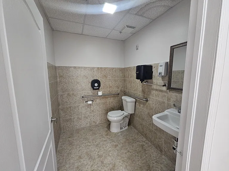 3408 W 84th St #115 — Photo 8